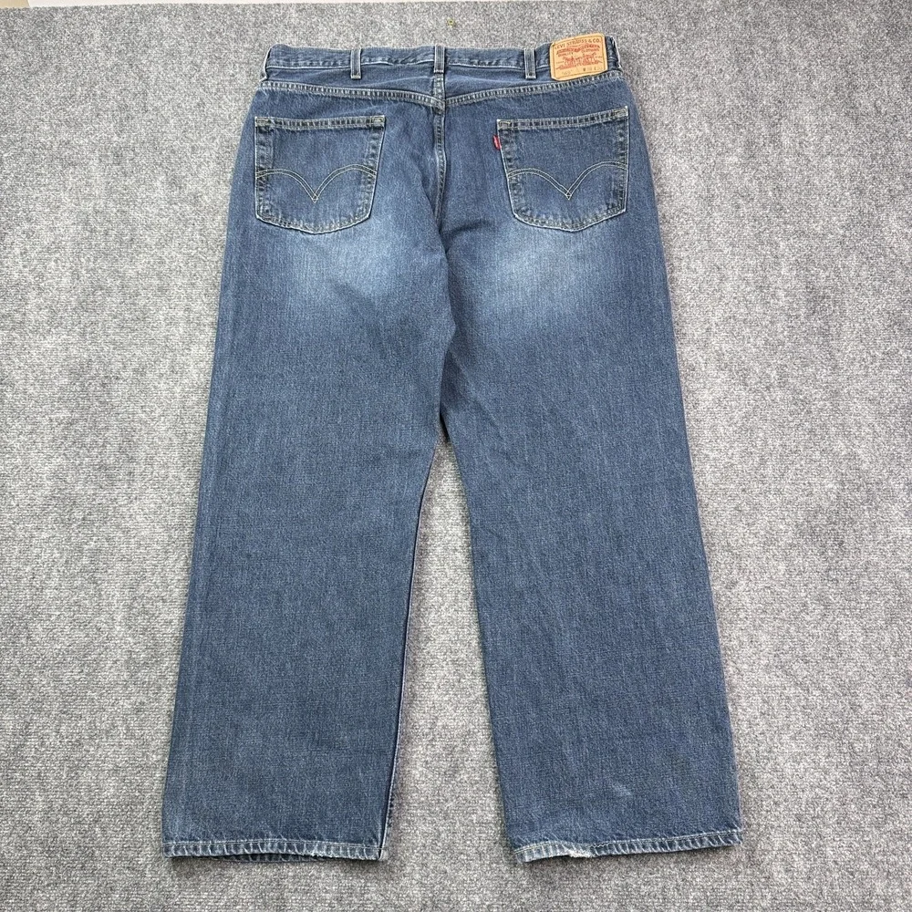 Vintage Levis 569 Mens Loose Straight Jeans 38x30 Blue Medium Wash Y2K Denim